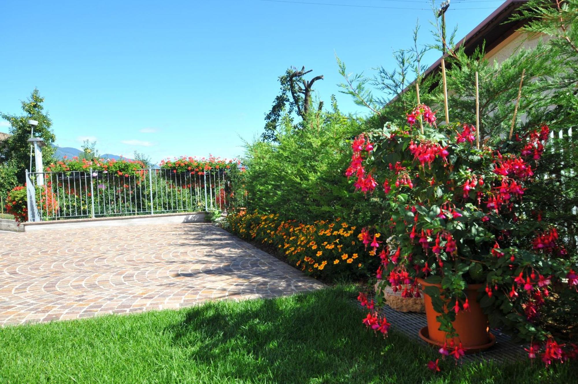Villa Agritur Le Pergolette Tassullo Esterno foto